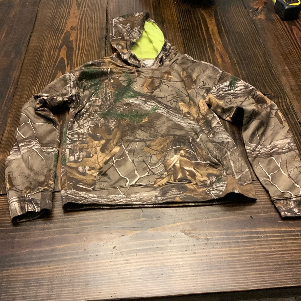 Real tree pullover